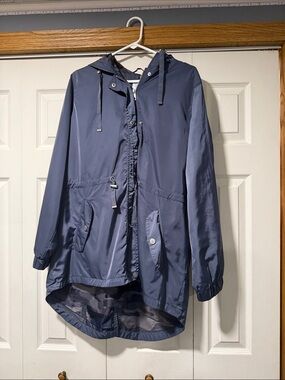 Time and Tru Navy Hooded Trench Coat camo lining